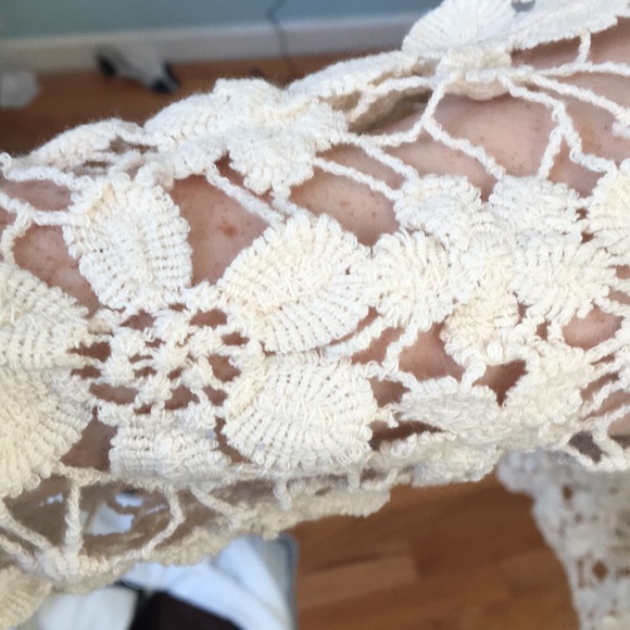 Ivory Pacsun shirt - Picture 4 of 4